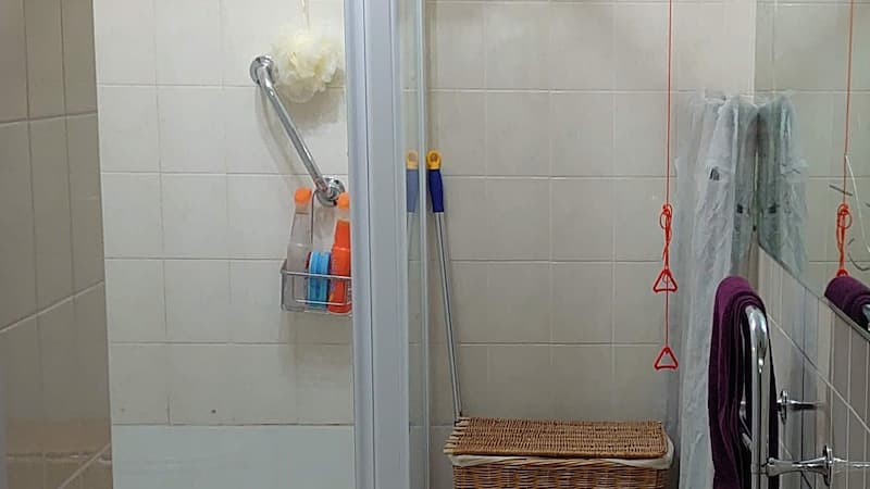 alarmed shower support fitting